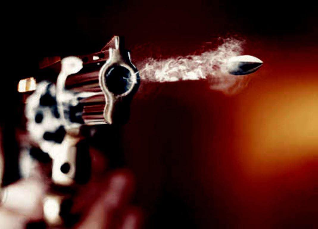 MENINA DE 13 ANOS É BALEADA ENQUANTO BRINCAVA NA RUA EM CIDADE DO PARANÁ