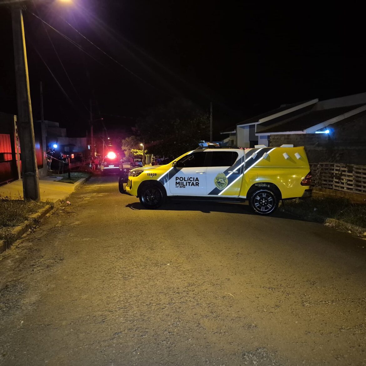 HOMEM É M*RT0 A TIROS DENTRO DE CASA EM MANDAGUAÇU