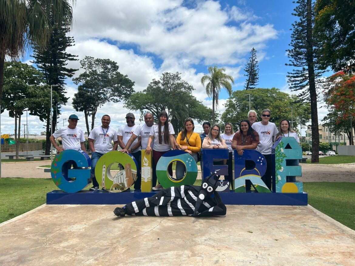 Governo Municipal realiza ação de combate à dengue em alusão ao Dia Nacional de Combate ao Aedes aegypti