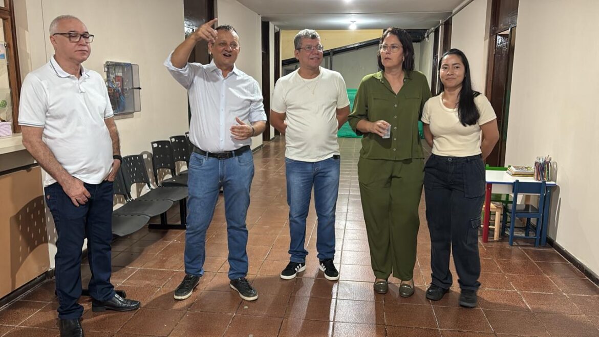 Prefeito Pedro Coelho entrega novas instalações do CRAS.