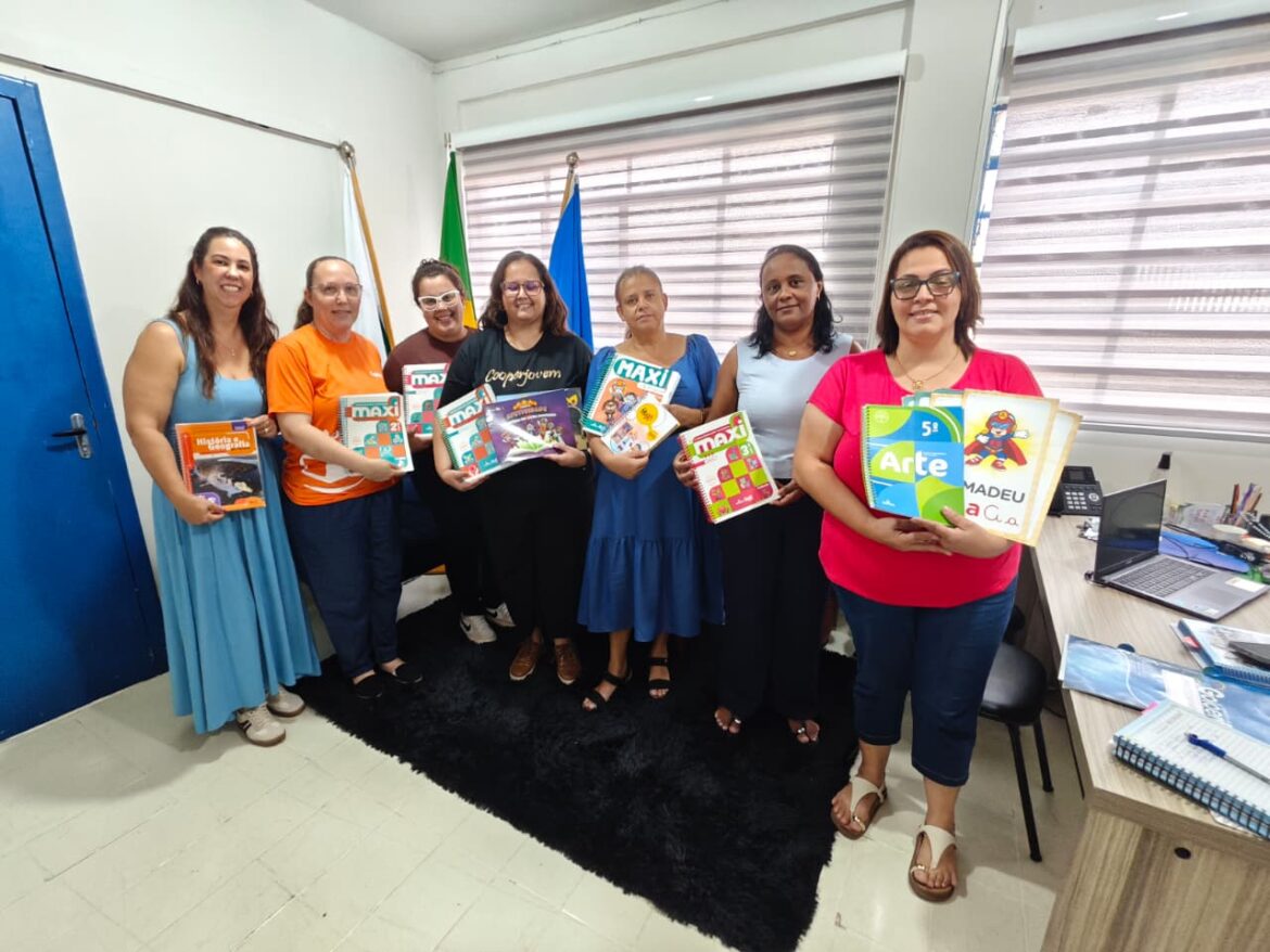 Prefeito Pedro Coelho investe forte na educação municipal