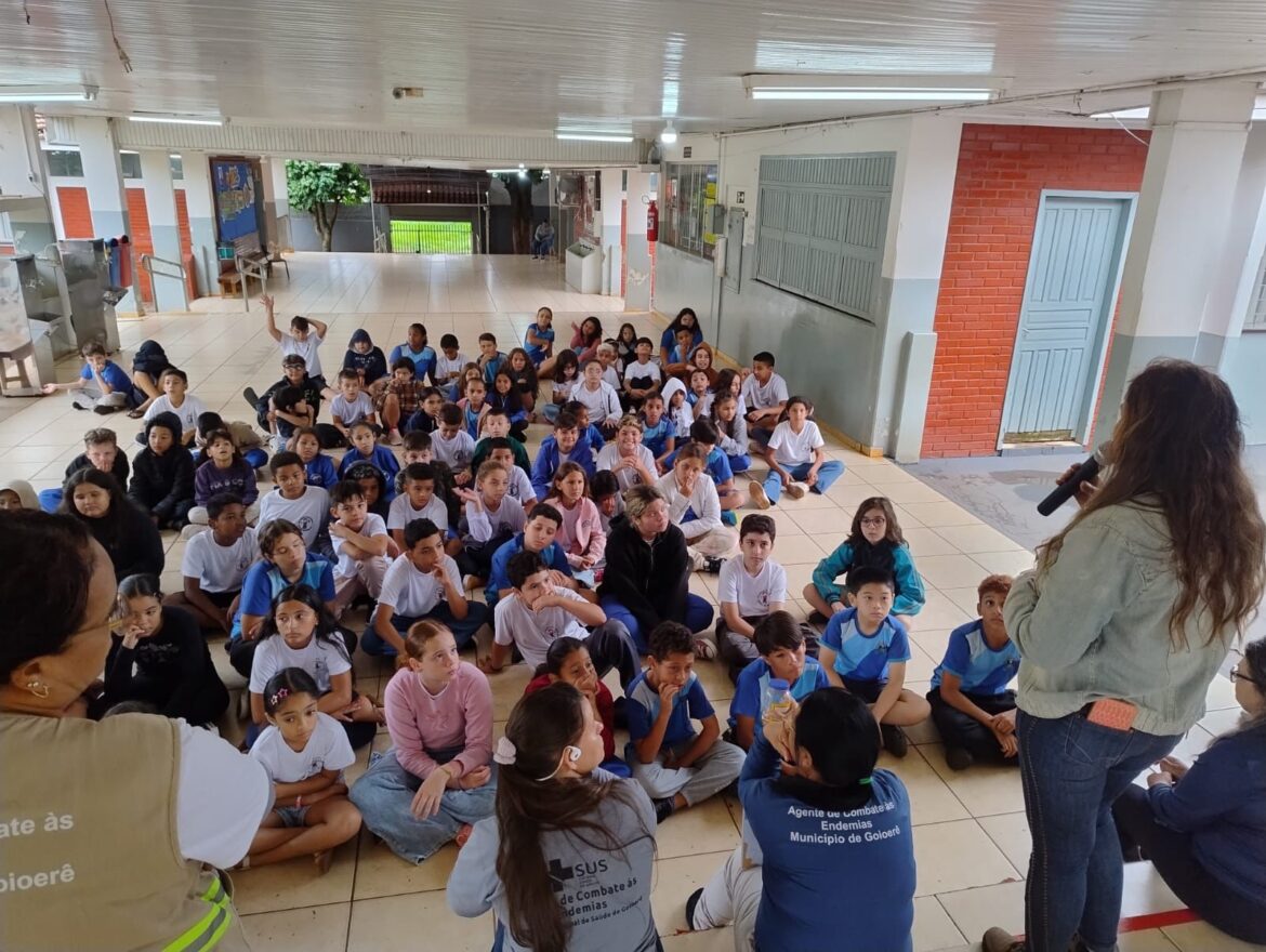 Governo municipal está realizando palestras nas escolas municipais durante o mês de abril.