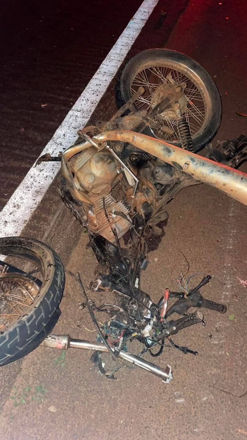 Casal de jovens morre em grave acidente na BR-163
